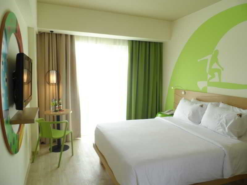 Maxonehotels At Bukit Jimbaran Exterior foto